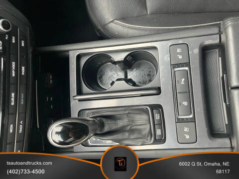 2015 Hyundai Genesis