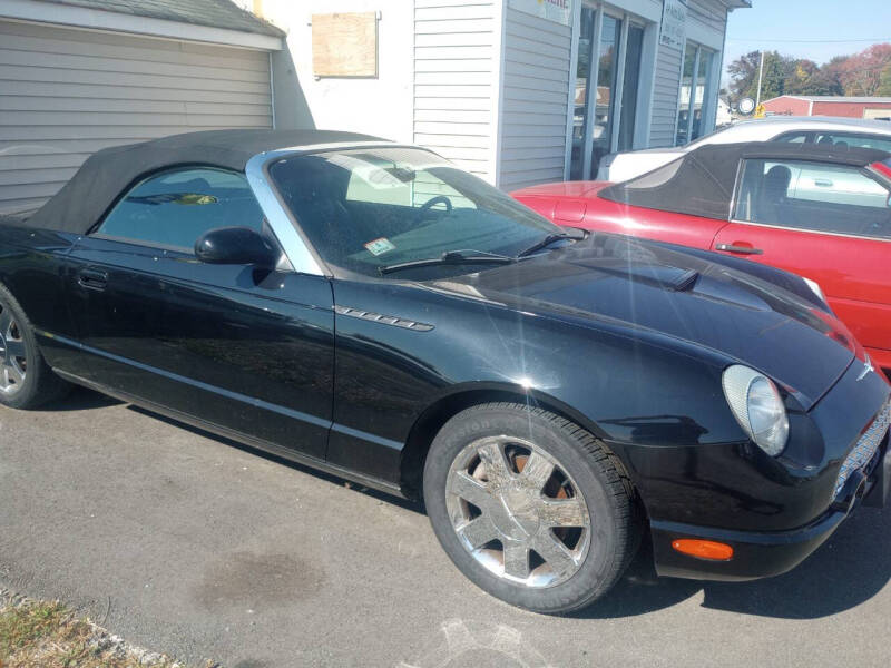 2002 Ford Thunderbird Deluxe photo 11