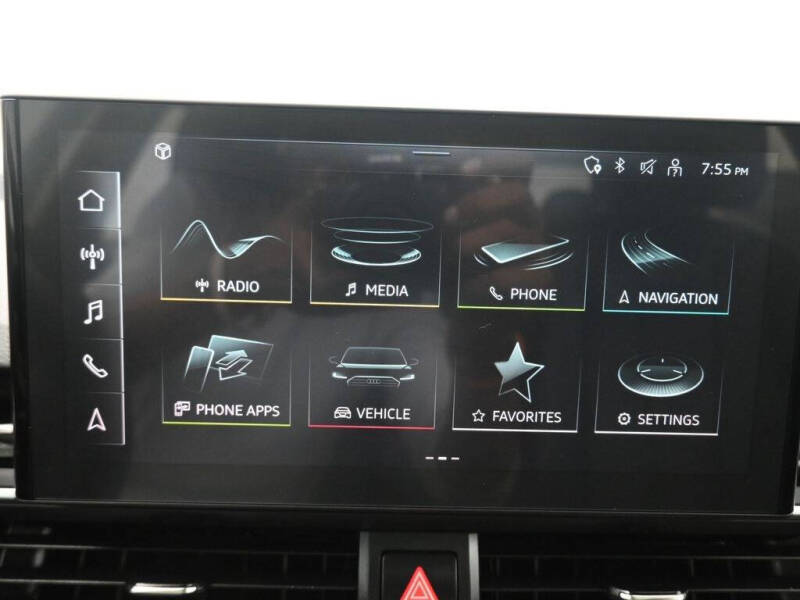 2022 Audi A4 quattro Premium 40 TFSI