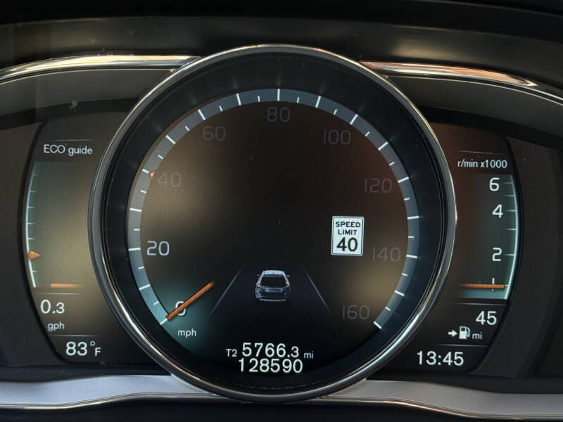 2015 Volvo XC60 T5 Drive-E Platinum