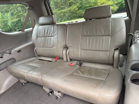 2005 Toyota Sequoia SR5