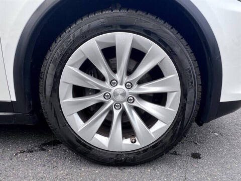 2017 Tesla Model X 75D