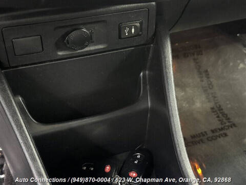 2016 Toyota Prius v Three