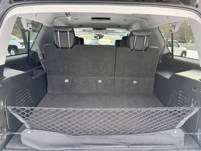 2017 Chevrolet Suburban LT