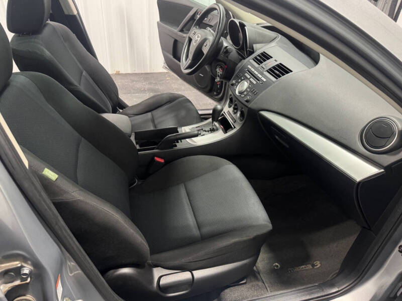 2011 Mazda MAZDA3 i Touring