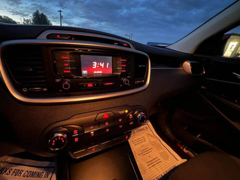 2016 Kia Sorento LX