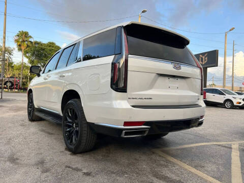 2021 Cadillac Escalade Luxury