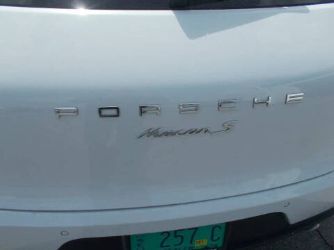 2016 Porsche Macan S