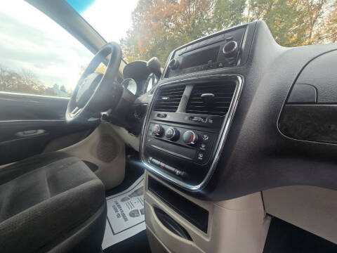 2016 Dodge Grand Caravan American Value Package