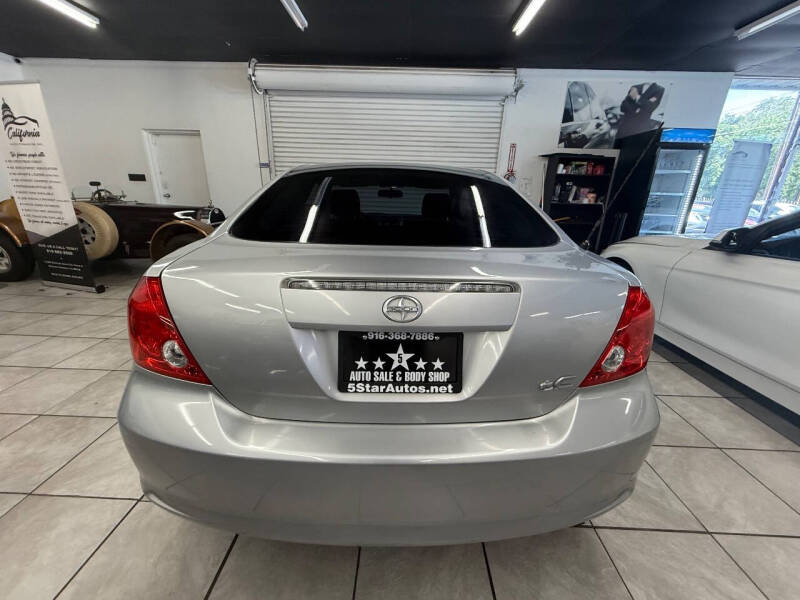 2005 Scion tC