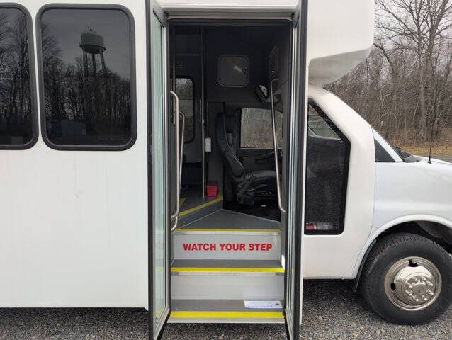 2022 Chevrolet Express 4500