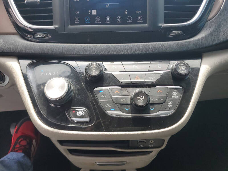 2018 Chrysler Pacifica Touring L