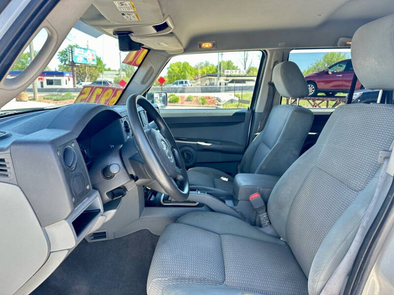 2007 Jeep Commander Sport