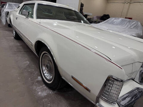 1975 Lincoln Mark IV