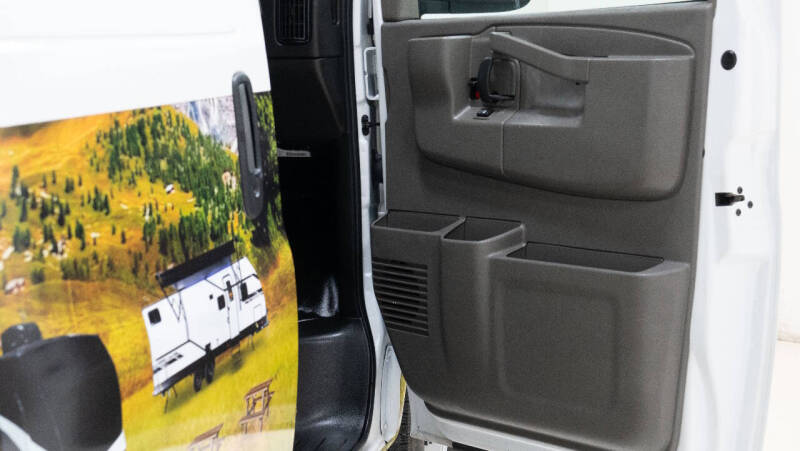 2024 GMC Savana 2500