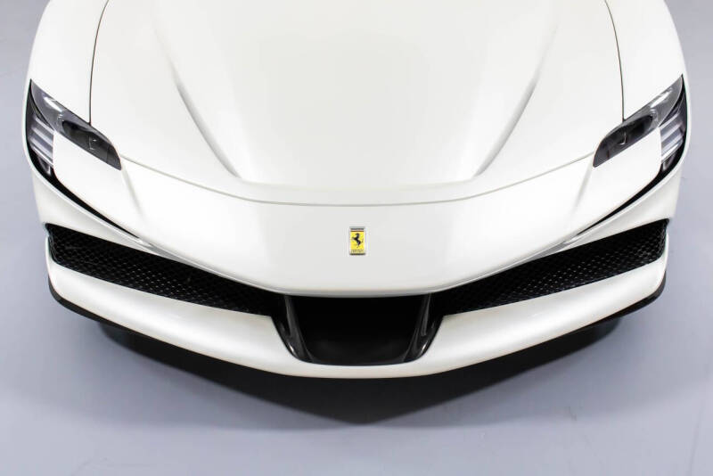 2024 Ferrari SF90 Spider