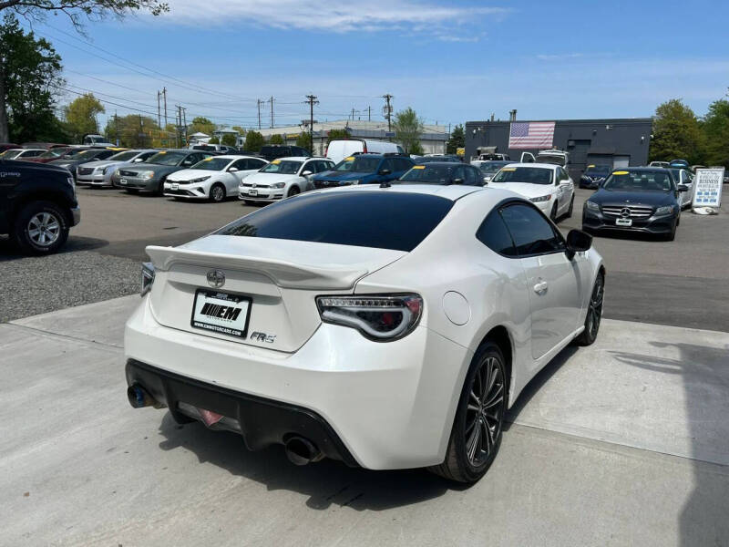 2014 Scion FR-S
