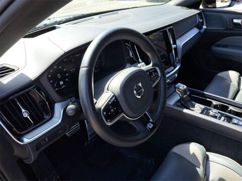 2020 Volvo S60 T5 R-Design