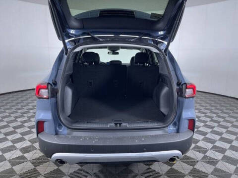 2026 Ford Escape Hybrid Platinum