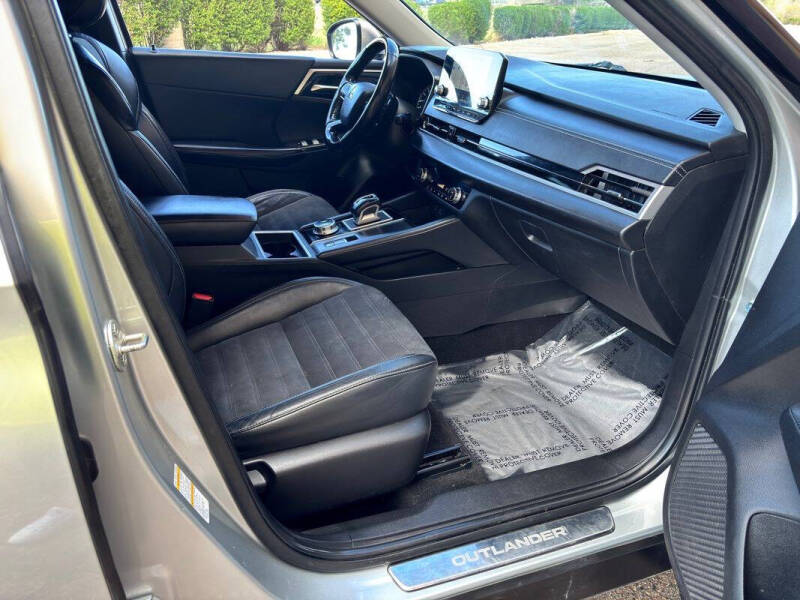 2022 Mitsubishi Outlander