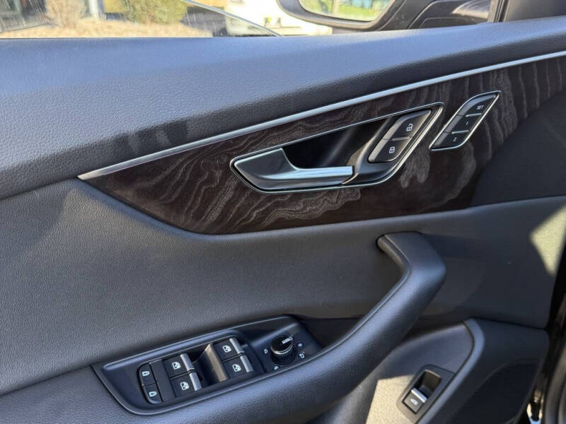 2021 Audi Q8 quattro Premium Plus 55 TFSI