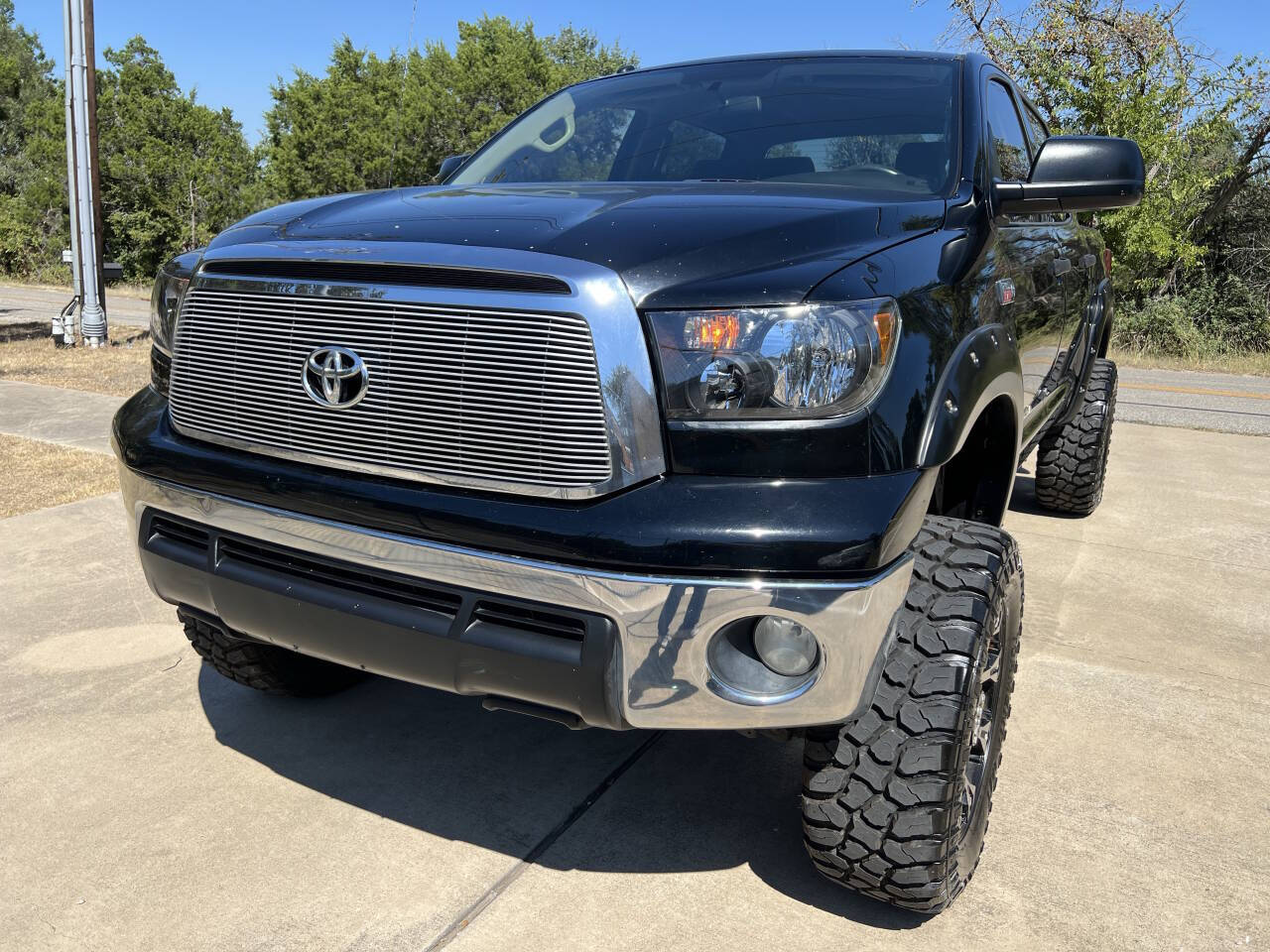 Used Car 2010 Toyota Tundra  Grade 4x4 4dr Crewmax Cab Pickup Sb (5.7l V8 Ffv) For Sale Under $20,000 In Austin, Texas