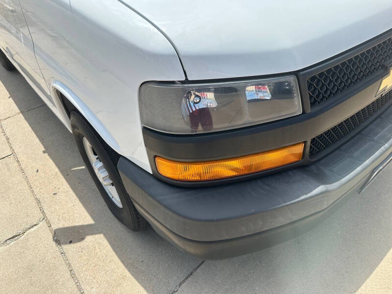 2018 Chevrolet Express 2500