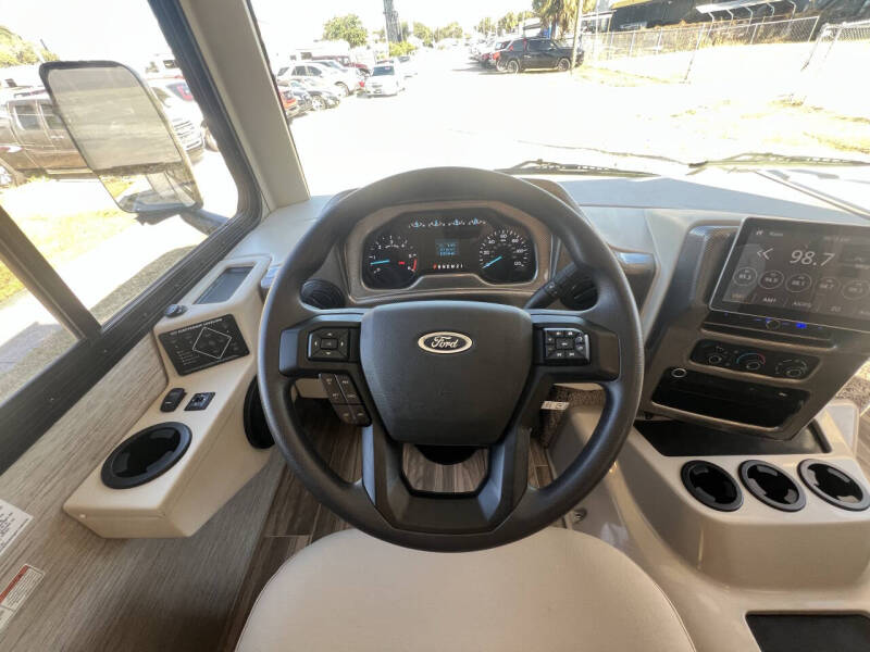 2023 Thor Motor Coach ACE