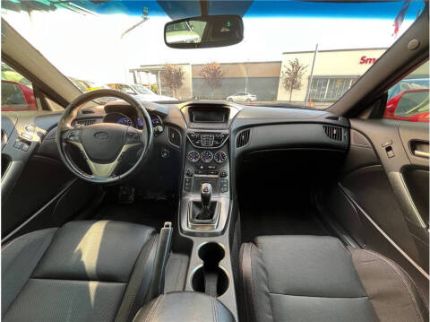 2016 Hyundai Genesis Coupe