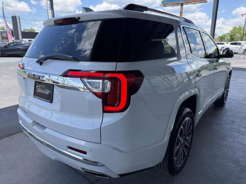 2022 GMC Acadia Denali