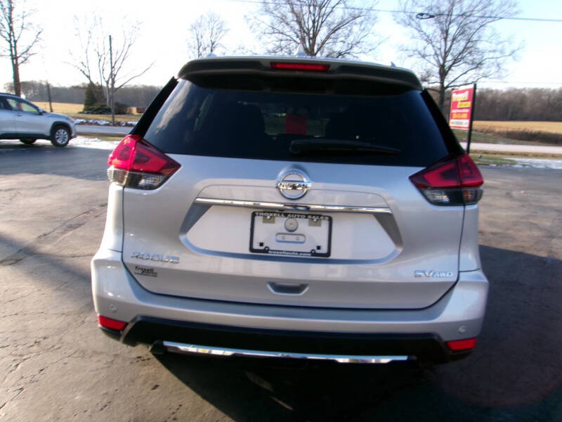 2020 Nissan Rogue SV