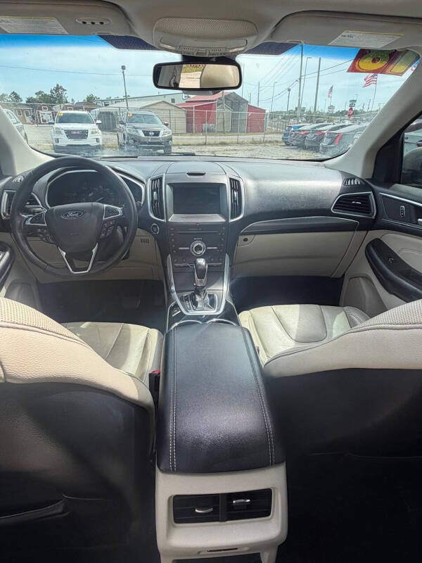 2018 Ford Edge Titanium