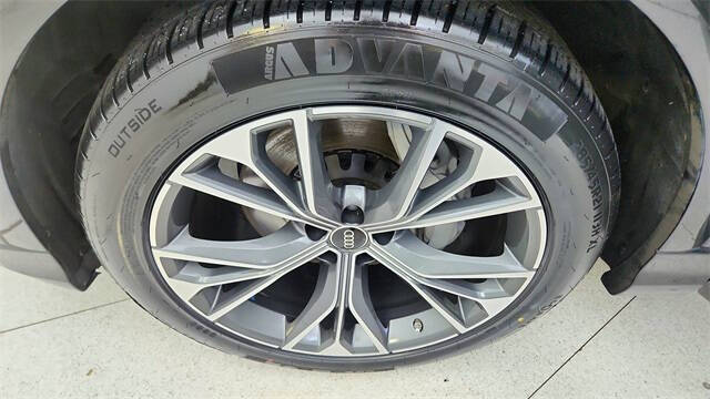 2024 Audi Q8 quattro Prestige 55 TFSI