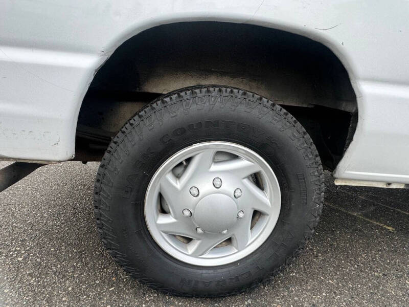 2006 Ford E-Series E-250