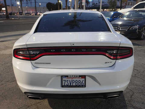 2016 Dodge Charger SXT