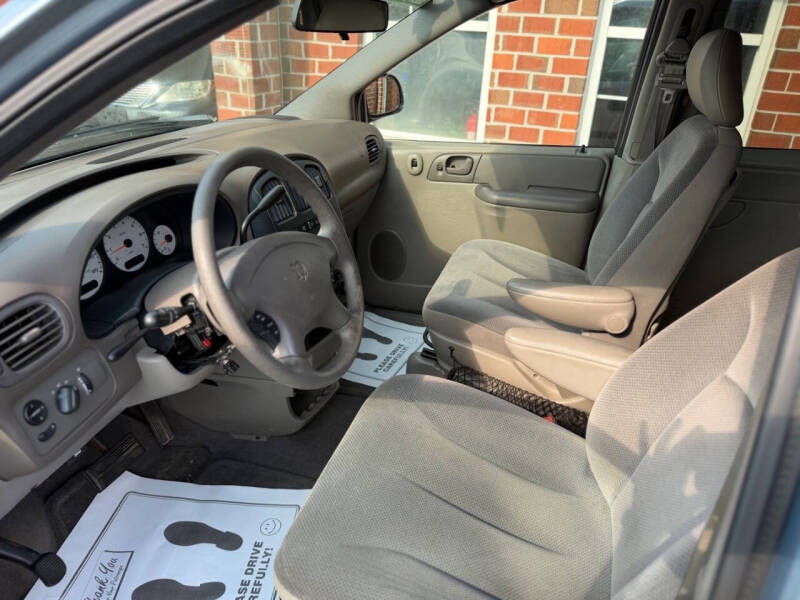 2003 Dodge Grand Caravan SE