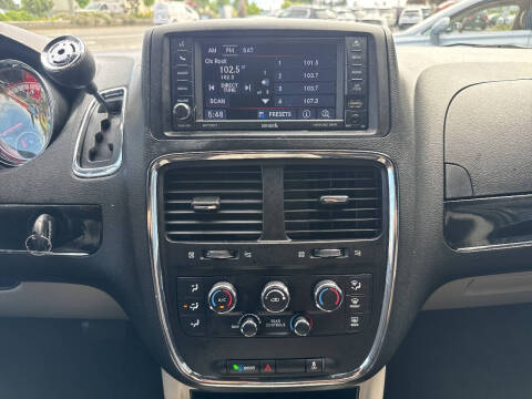 2017 Dodge Grand Caravan SXT