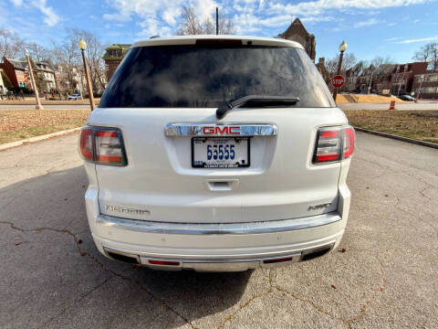 2016 GMC Acadia Denali