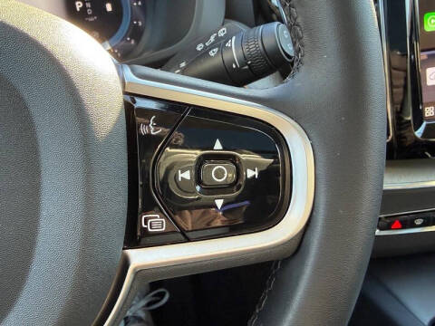 2025 Volvo XC60 B5 Plus Dark Theme