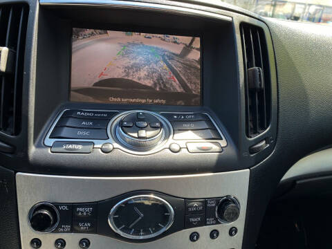2015 Infiniti Q40
