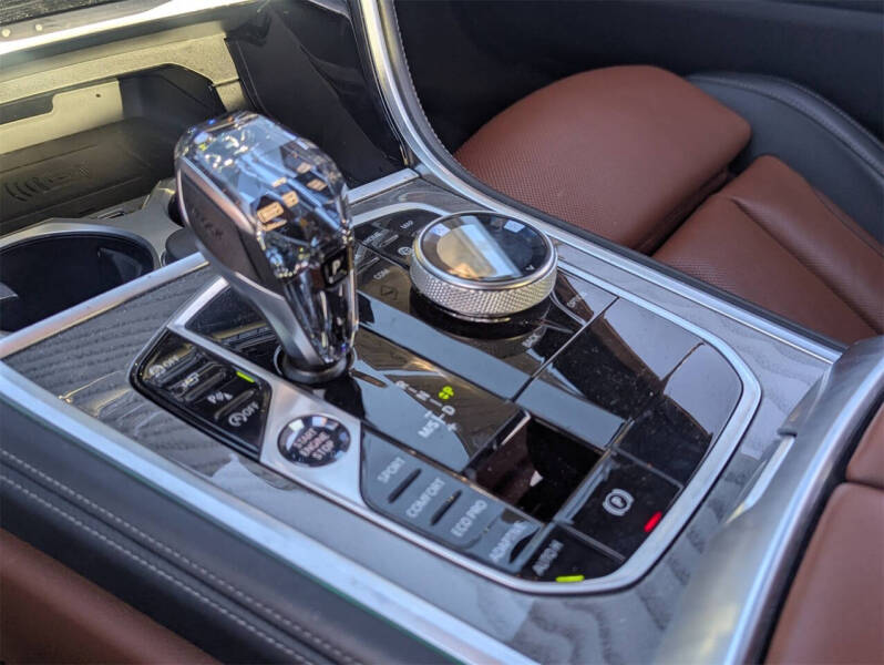 2025 BMW 8 Series 840i xDrive