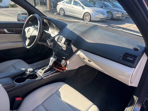 2010 Mercedes-Benz C-Class