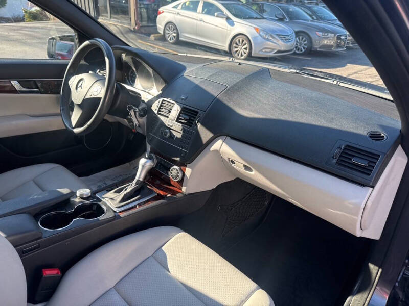 2010 Mercedes-Benz C-Class