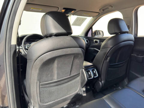 2023 Kia Sorento S
