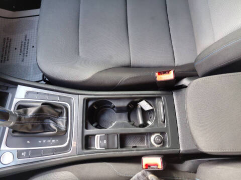 2016 Volkswagen e-Golf SE