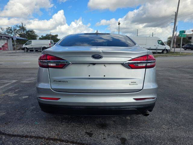 2019 Ford Fusion SE