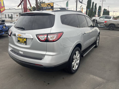 2017 Chevrolet Traverse LT