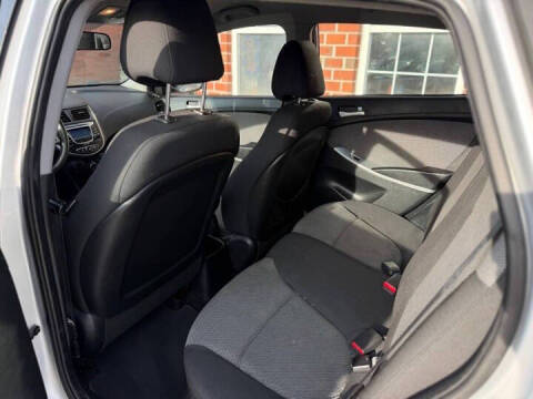 2013 Hyundai Accent GS