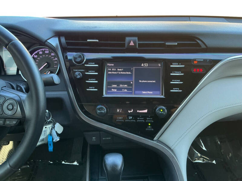 2018 Toyota Camry LE