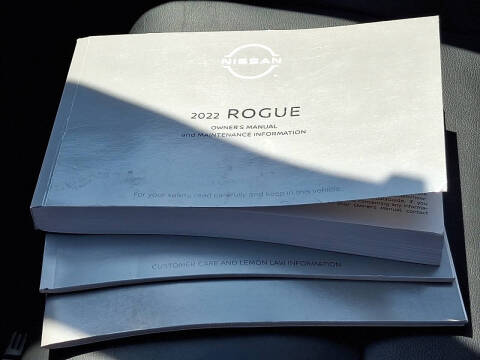 2022 Nissan Rogue SL